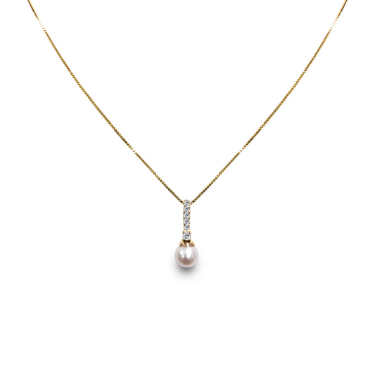 14K Yellow Gold 7mm Cultured Pearl Necklace With Diamonds