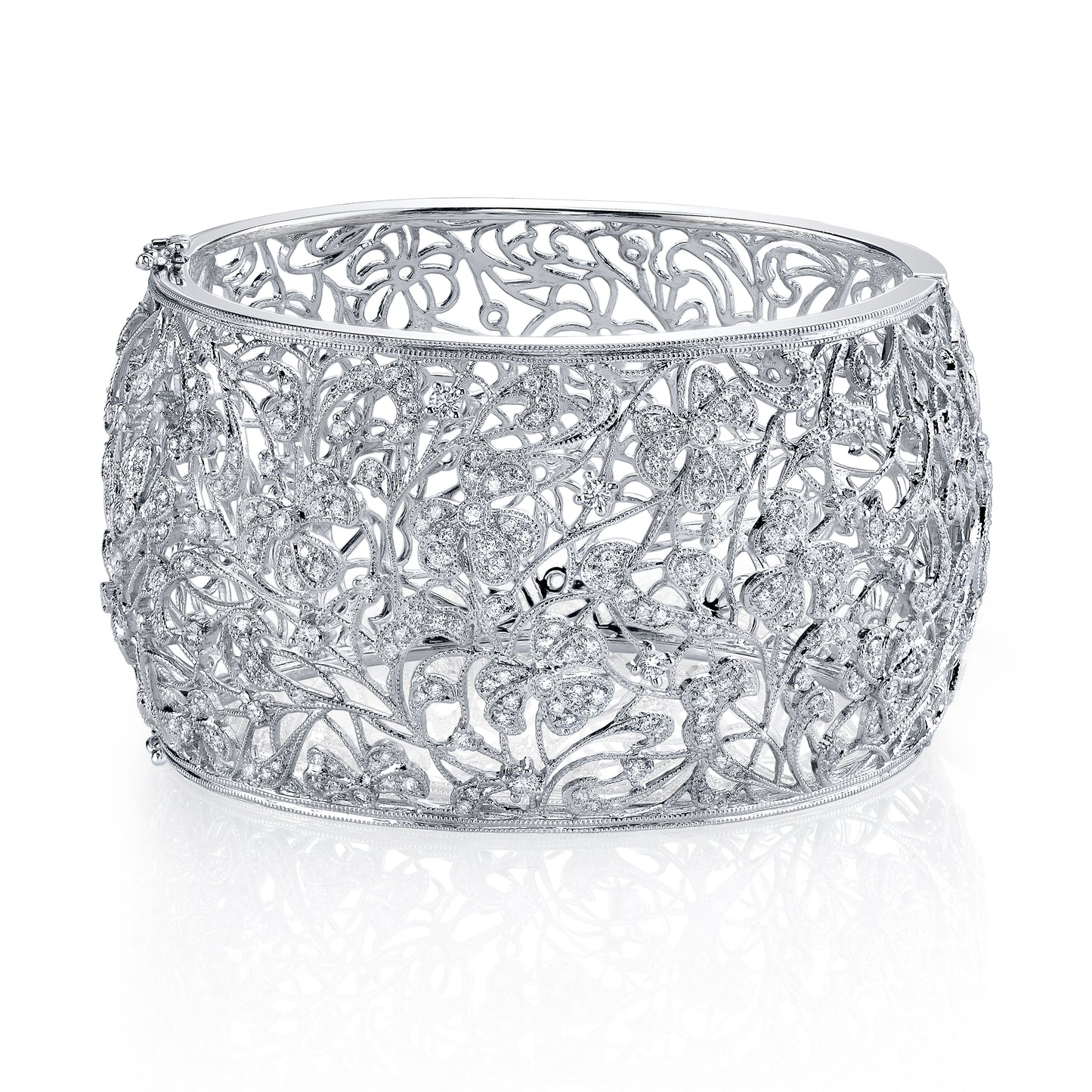 18K White Gold Diamond Filigree Bangle