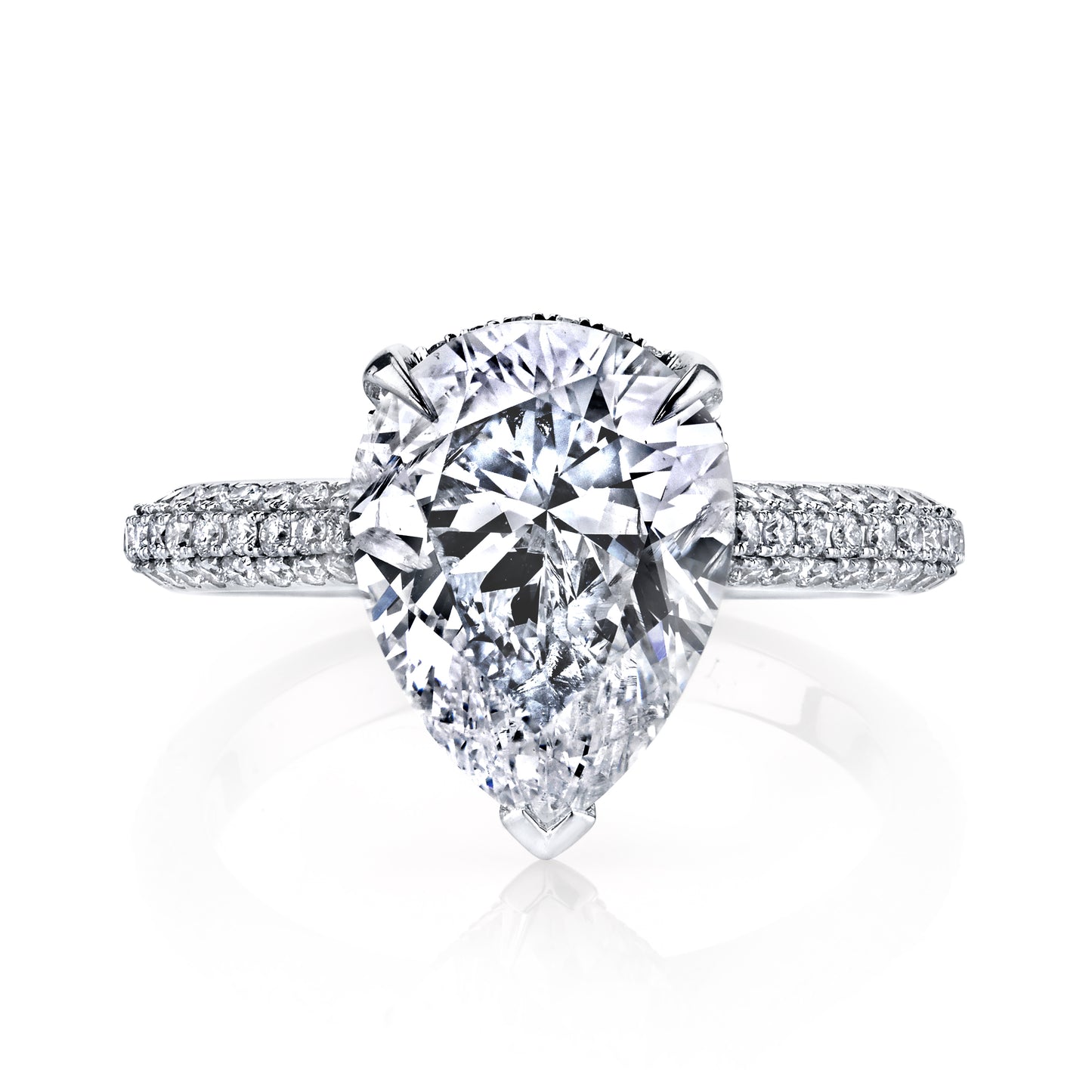 18K White Gold Diamond Engagement Ring
