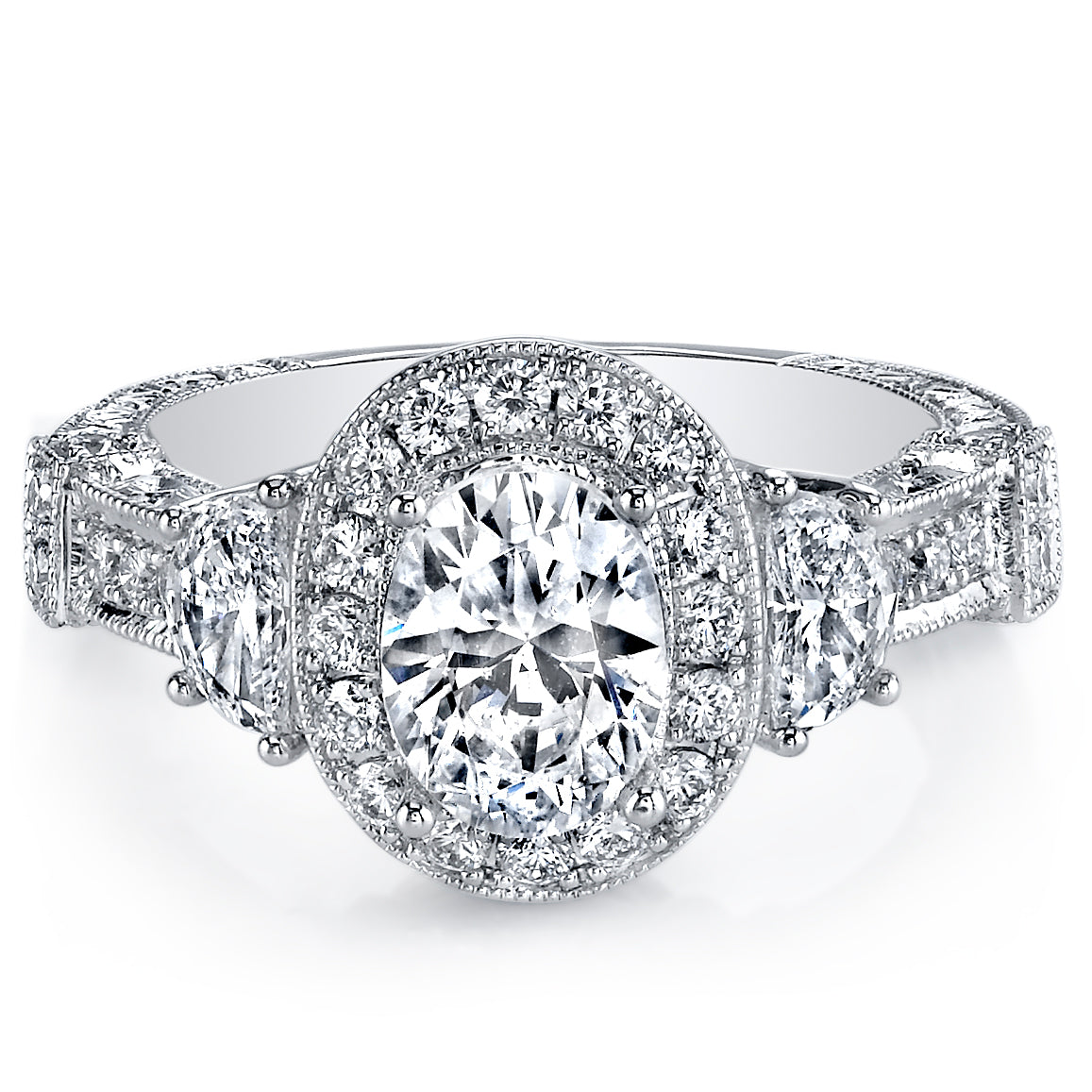 18K White Gold Halo Diamond Engagement Ring