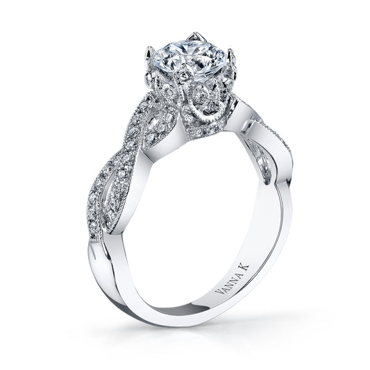 18K White Gold Diamond Engagement Ring