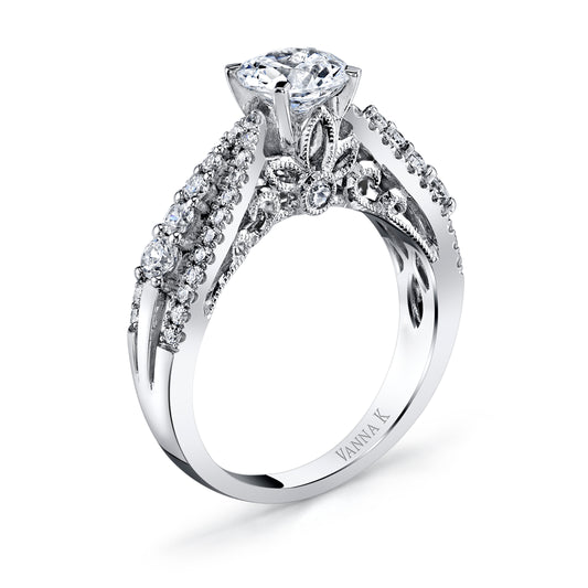 18K White Gold Diamond Engagement Ring