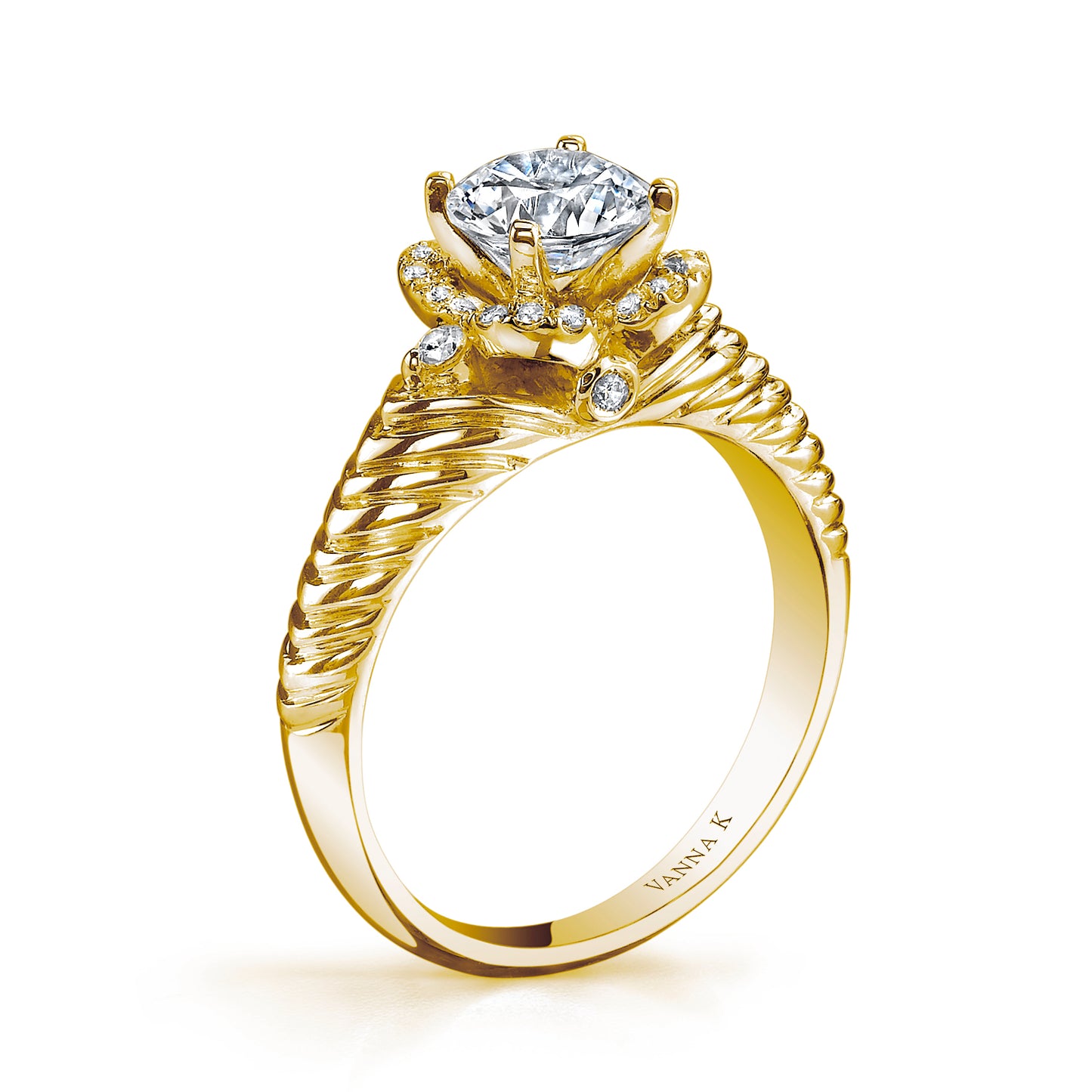 18K YELLOW GOLD HALO DIAMOND ENGAGEMENT RING