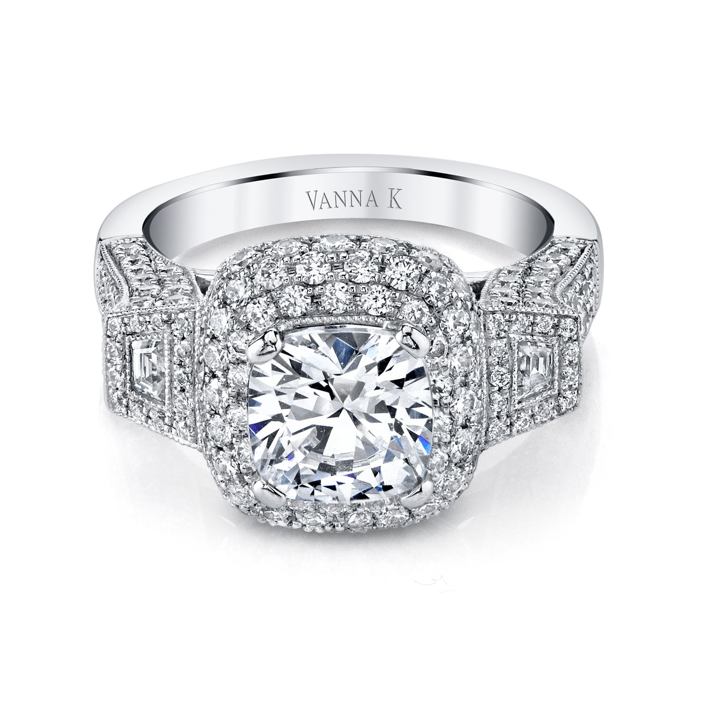 18K White Gold Halo Diamond Engagement Ring