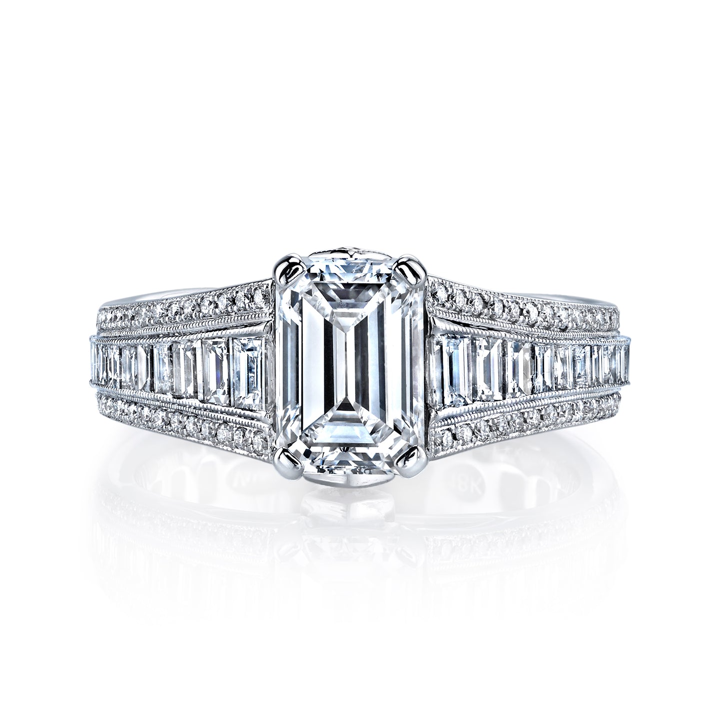 18K White Gold Diamond Engagement Ring