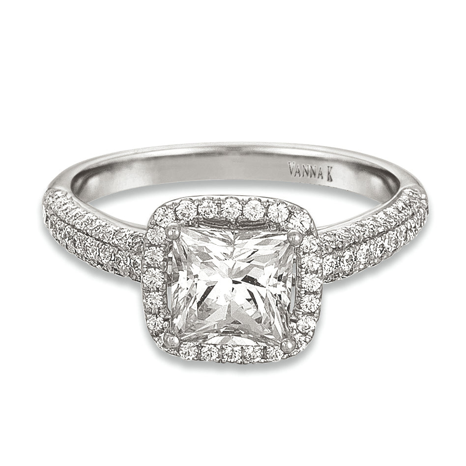 18K White Gold Halo Diamond Engagement Ring